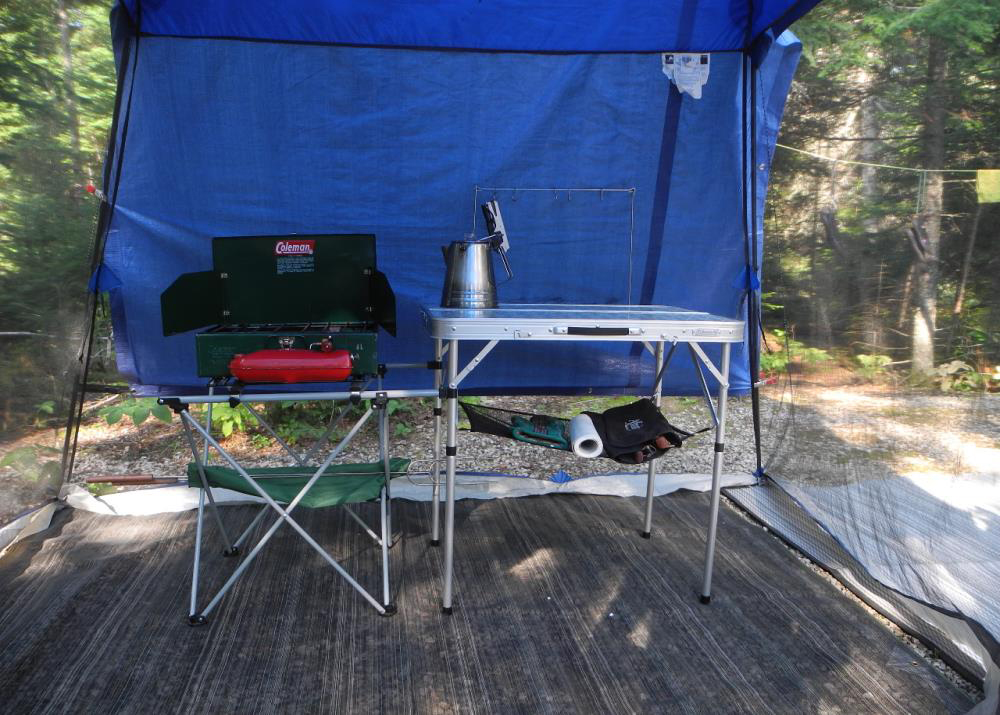 camp kitchen